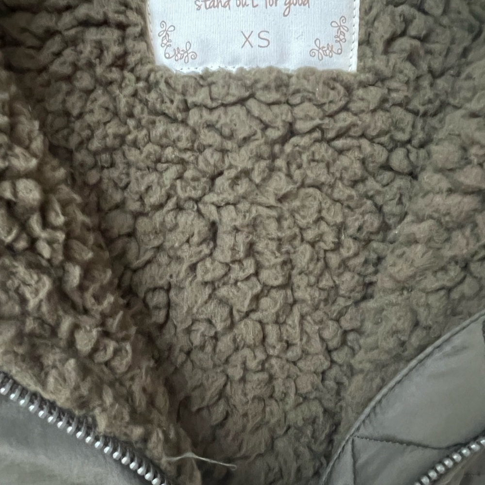 Altar’d State Light Puffer Jacket - Picture 8 of 14